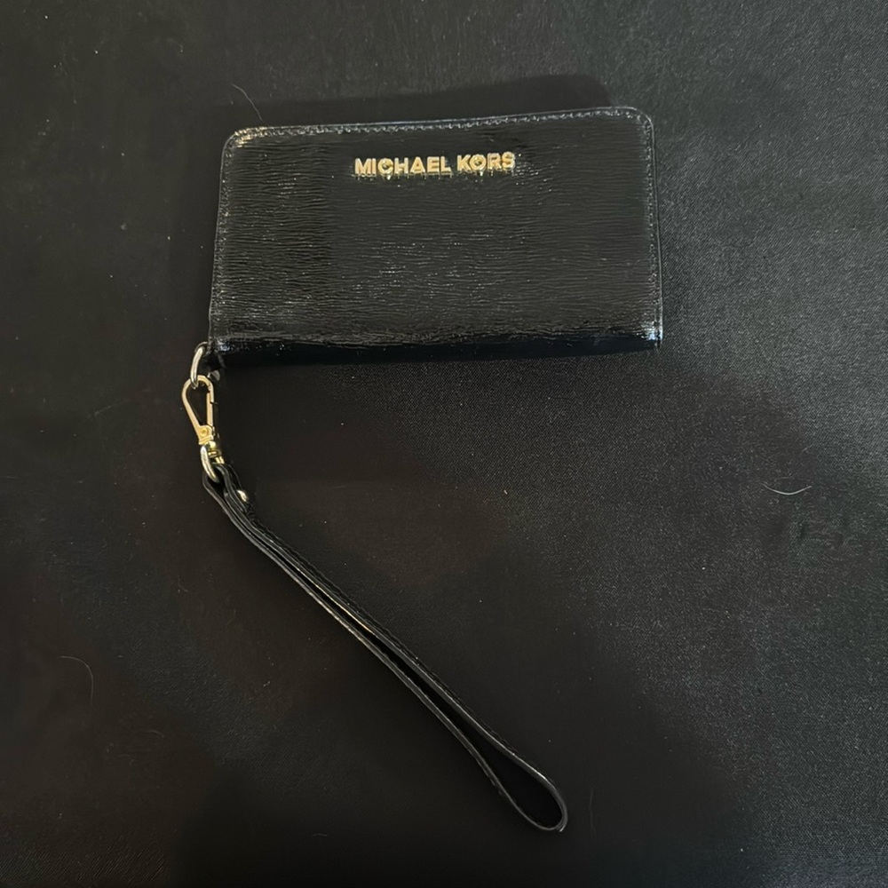 Michael kors wallet